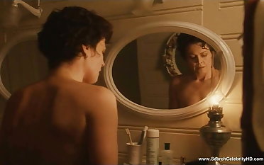Sigourney Weaver in nude and sexy scenes - The best of in HD